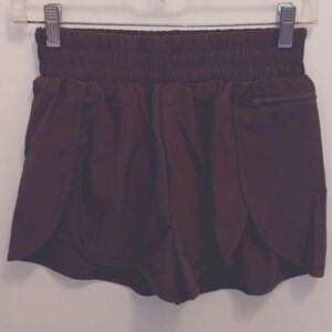 WOMEN'S ATHLETIC GRAY SHORTS